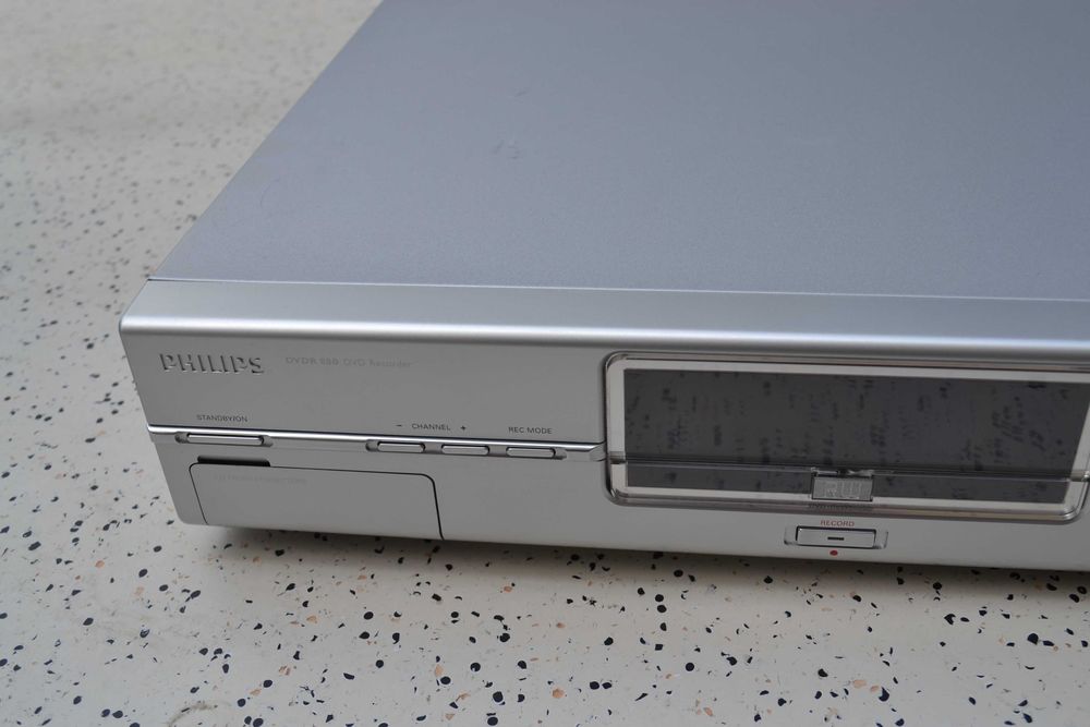 Dvd player Recorder Philips DVD R 880