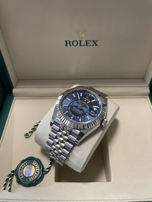 Часовник Rolex Sky-Dweller Blue Dual Jubilee
