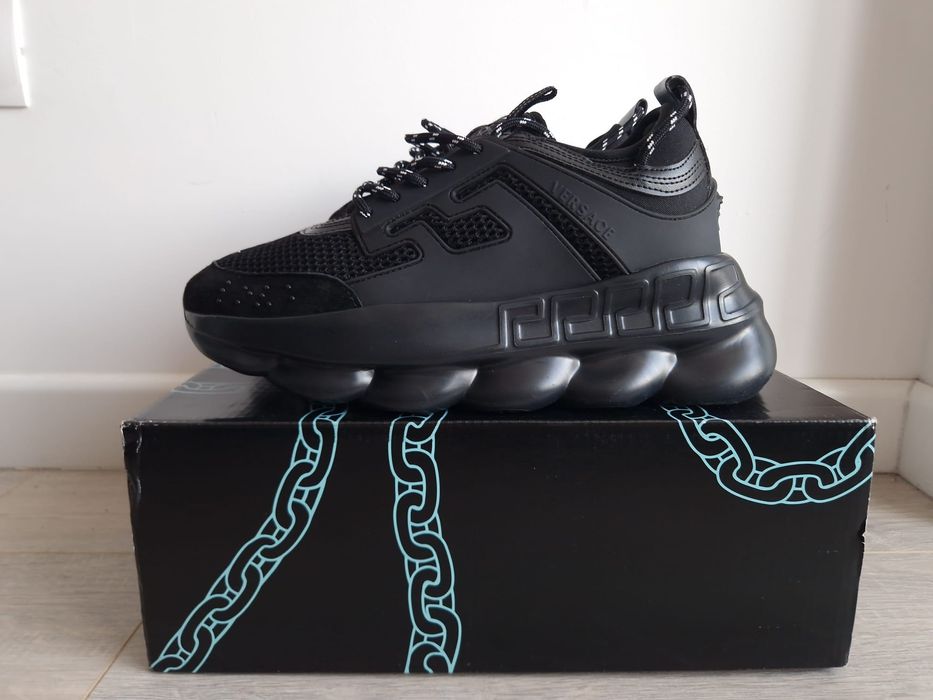 Versace Chain Reaction - Negri - Marimea 42 - Cadoul Ideal - Urgent