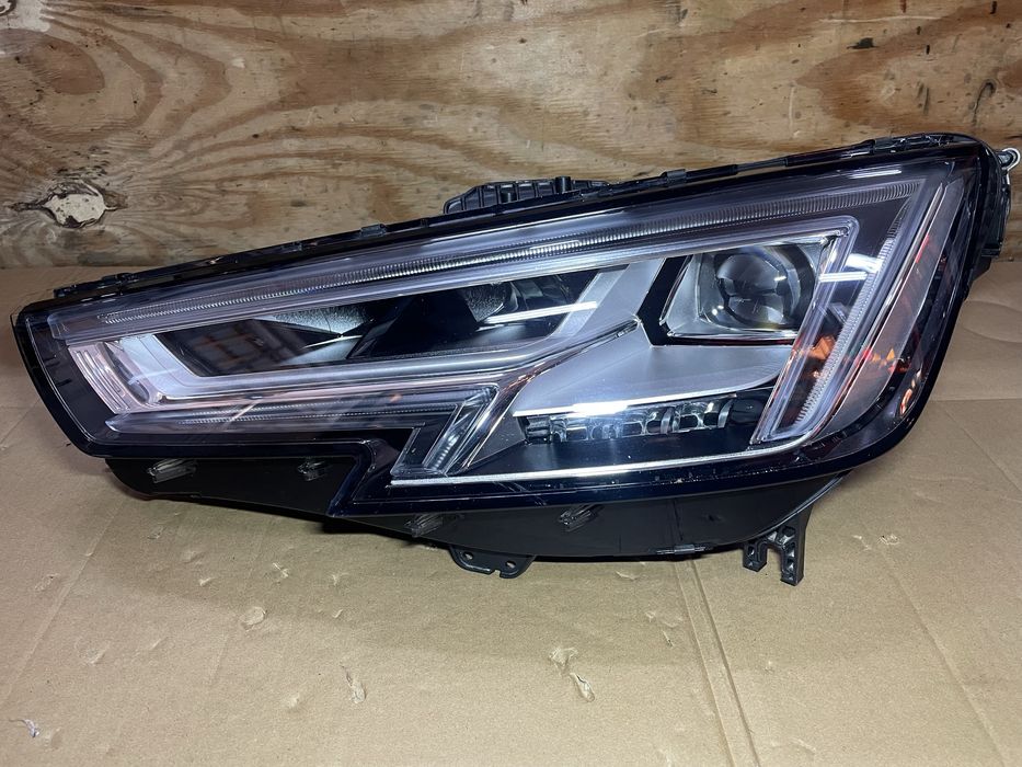 Far stanga Full Led Audi A4 B9 - cod 8W0941773