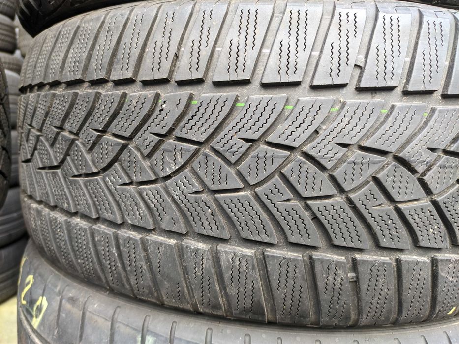 4бр Зимни гуми 225 45 18 - Goodyear - DOT 2022