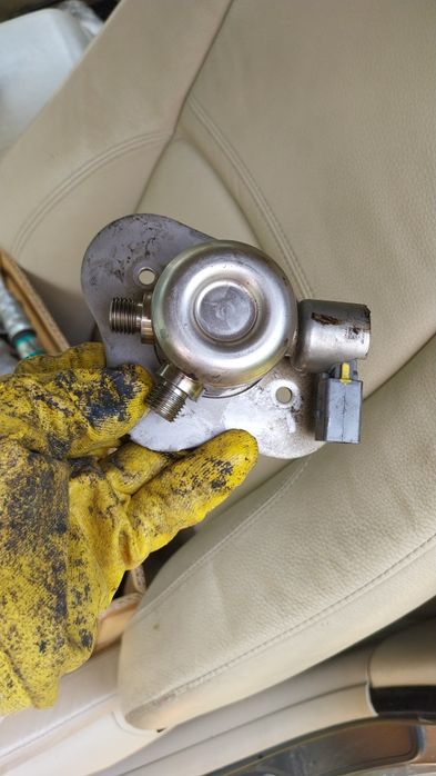 Бензинова помпа високо налягане гориво Бмв/Bmw N43 E81-87 E90 E91 E92