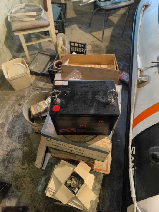 Продавам Лодка Зандер330 може бартер за лодка за захранка Ивайло