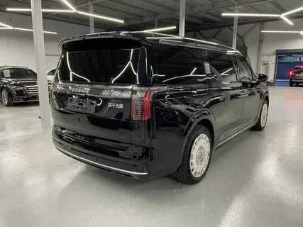 Zeekr 009 Brilliance (108 kWh) boshlangich 30% tolov bilan nasya savdo