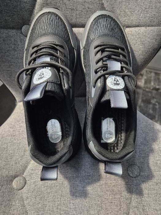 Спортни обувки ART