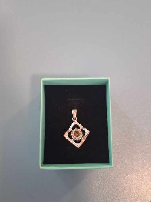 Pandantiv Argint cu piatră peridot