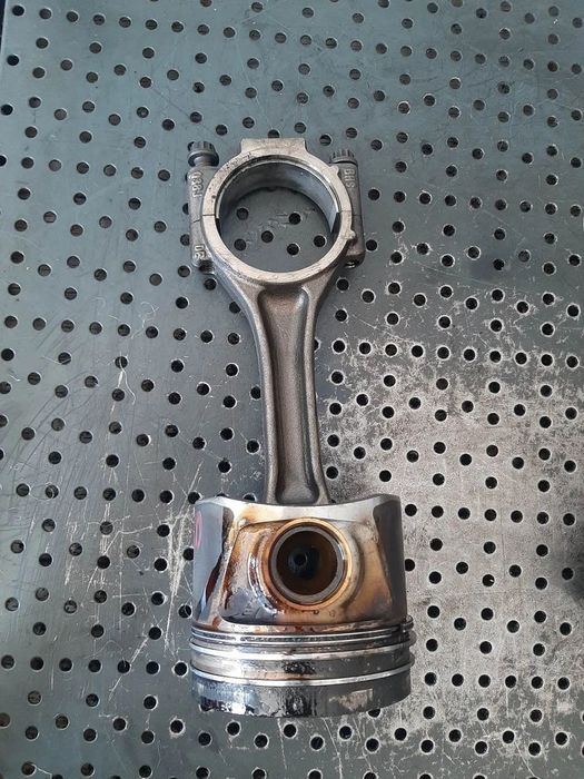 piston audi a4 b7 2.0 tdi brd