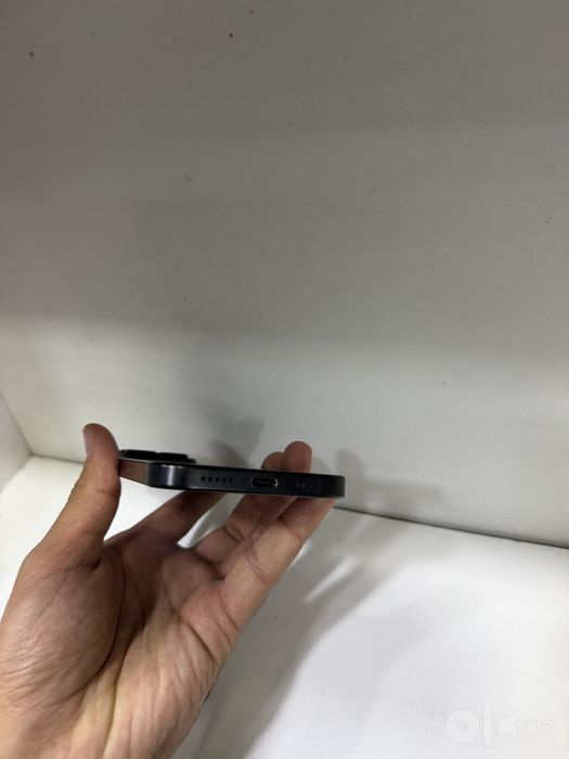 Iphone 16 pro black