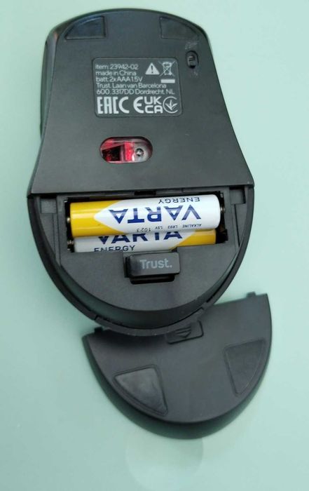 Mouse Wireless Trust - Baterii Varta