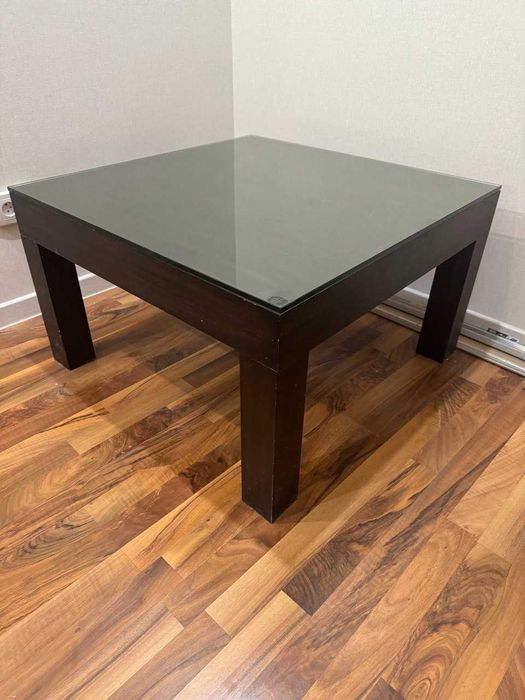 Продаётся Журнальный столик. Турция