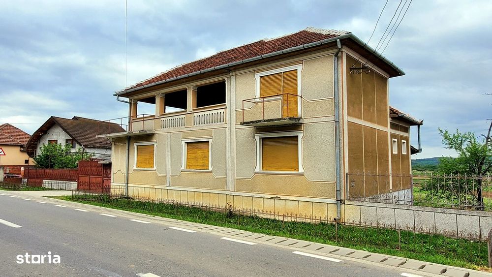 Casa langa Oradea 177 mp, 4800 mp teren – 77.500 Eur