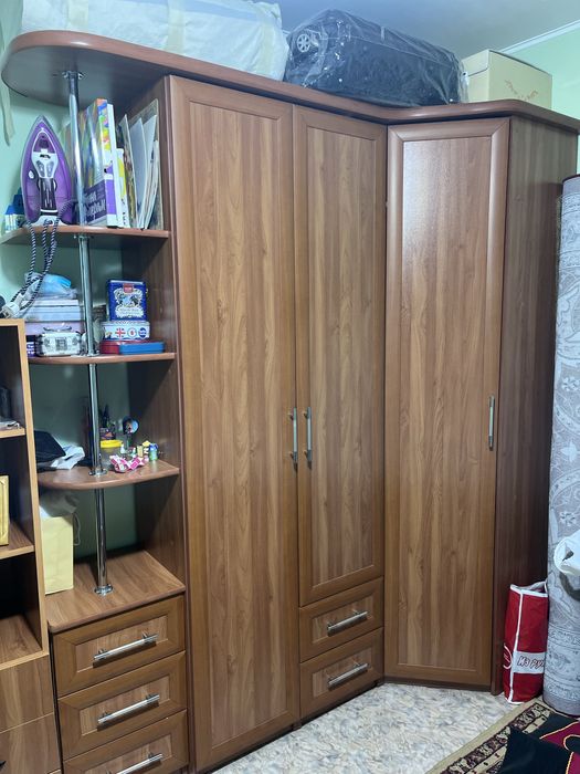 Продам шкаф в спальню