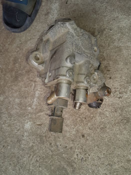 Chiuloasa bmw N47 .Kit injecție. Galerie admisie