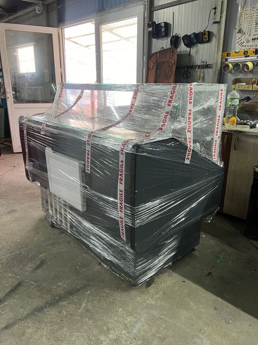 Vitrina frigorifica pentru alimente