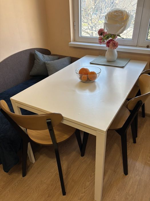 Трапезна маса IKEA VIHALS
