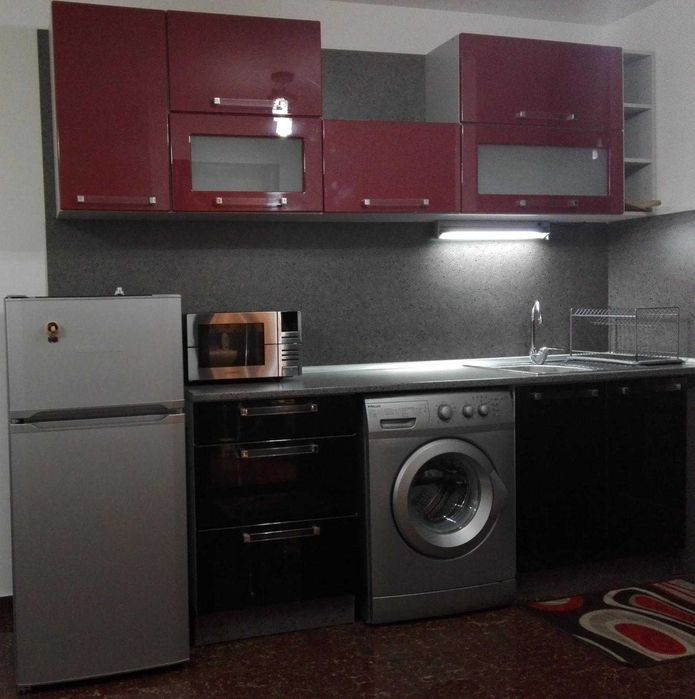 Дава се под наем Едностаен апартамент в Пловдив, Кършияка - 45 кв.м за 295.8 € - Снимка #1