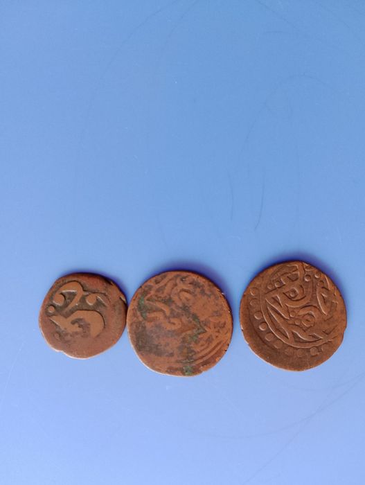 Танга кадимий сотилади