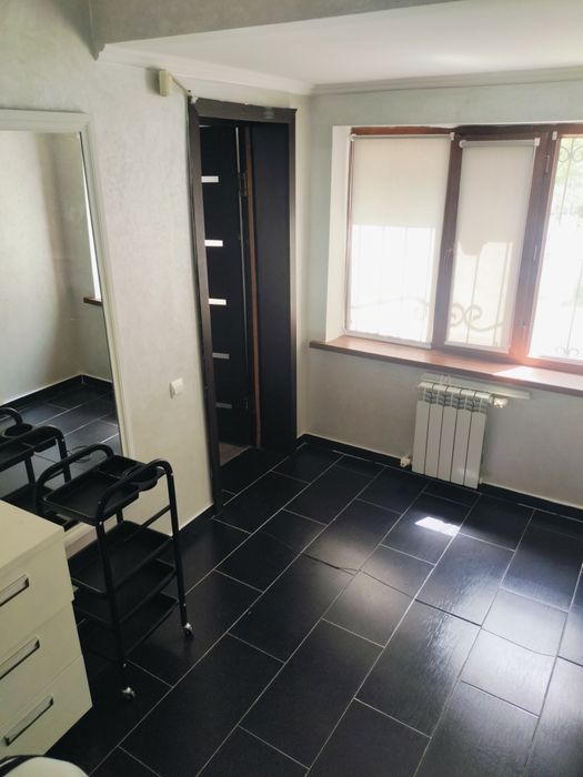 Салоннан кабинет арендаға беріледі