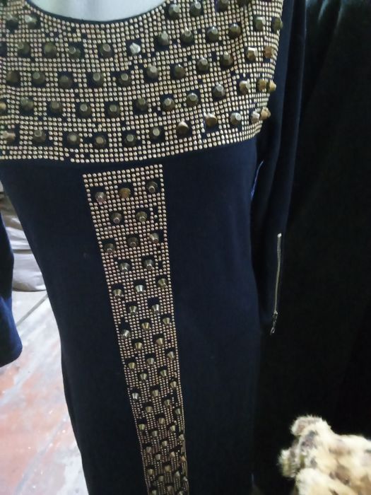 Женские платья 46 размер состояние отличное