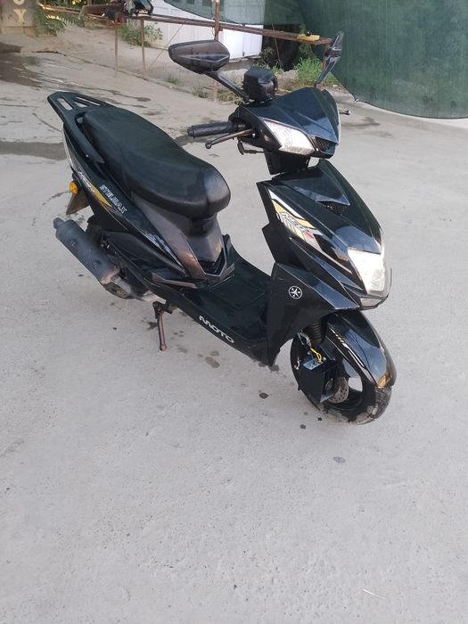 Stilmax skuter sotiladi benzinlik