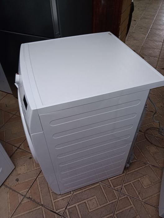 Чисто нова сушилня с термопомпа АЕГ Aeg Series 8000 A+++ 8кг ГАРАНЦИЯ