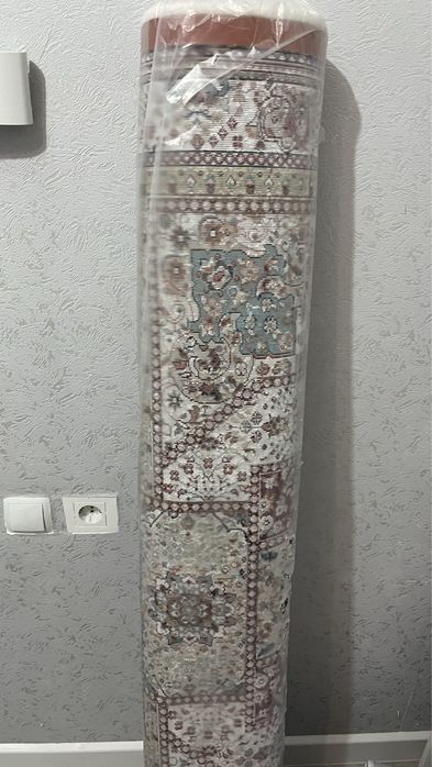 Срочно продам ковер 17000 т