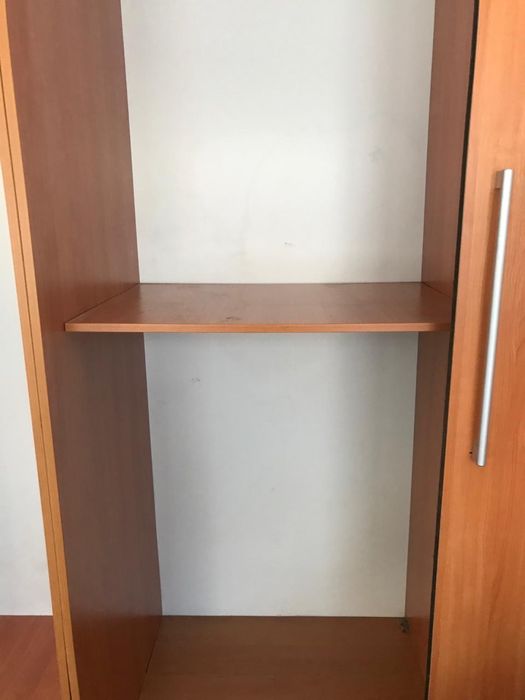 Продам шкаф в хорошем состояние