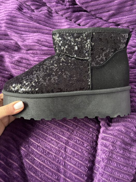 Зимни обувки с пайети