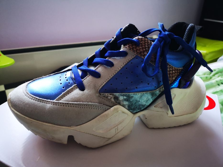 Дамски обувки -запазени