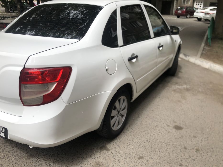 Продам LADA Granta 2013 года