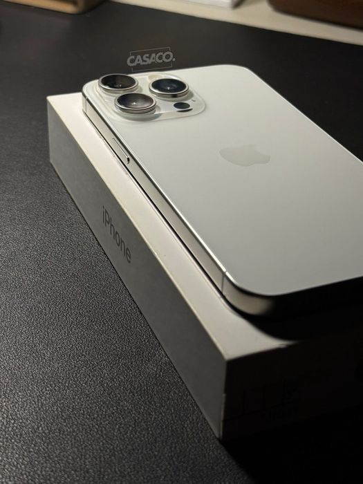 iPhone 15 PRO , Natural Titanium , 92% Bateria