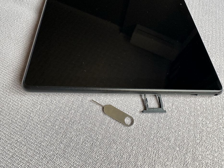Таблет Lenovo TAB M10 10.1 FullHD - 3GB RAM,бг меню, слот за sim карта, здрава батерия 7000mAh