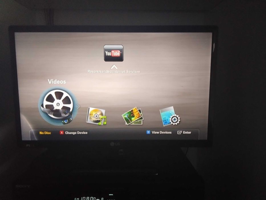 страхотен оригинален Блу Рей плеър на самсунг -перфектен