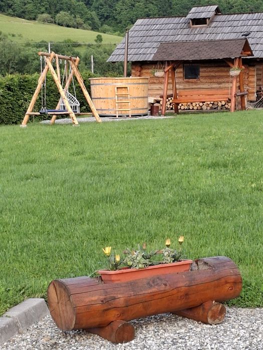 Închiriez cabane