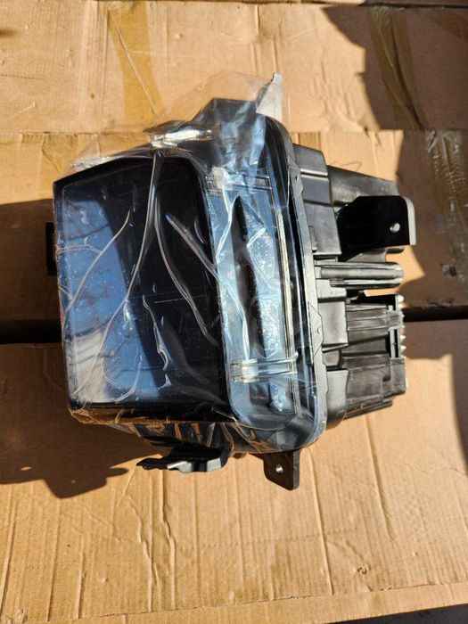 Lixiang LI L9 передние фары в наличии. Оригинал 100%