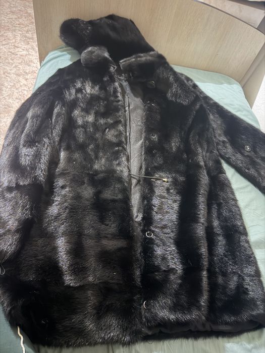 Продам норковую шубу