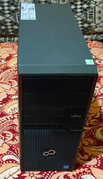 Vand Fujitsu Esprimo E85+ , i5-3470 , 16Gb ddr3 ,  NVIDIA QUADRO 2000