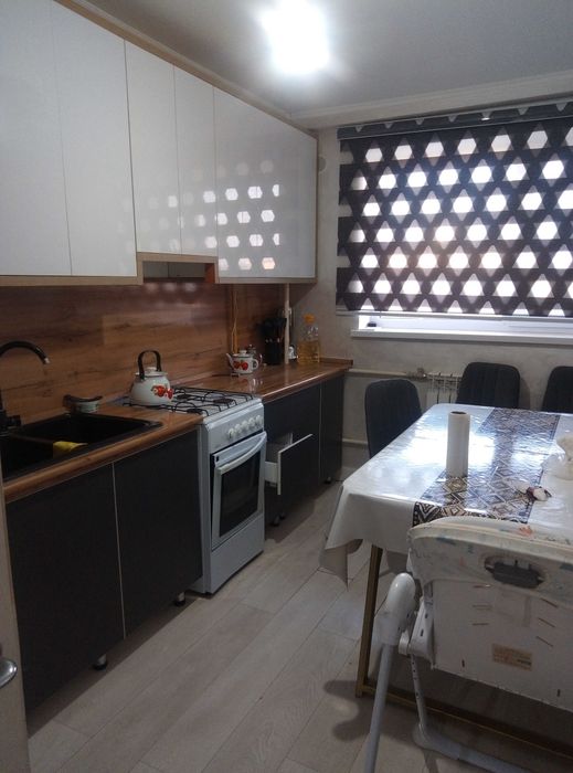 Продается 2 комн квартира в 15 доме