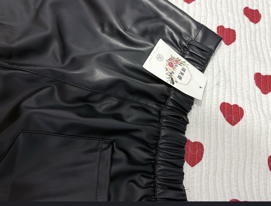 Брюки кожаные ,высокая посадка