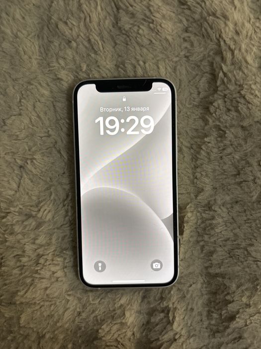 ПРОДАМ ,Айфон 12 мини