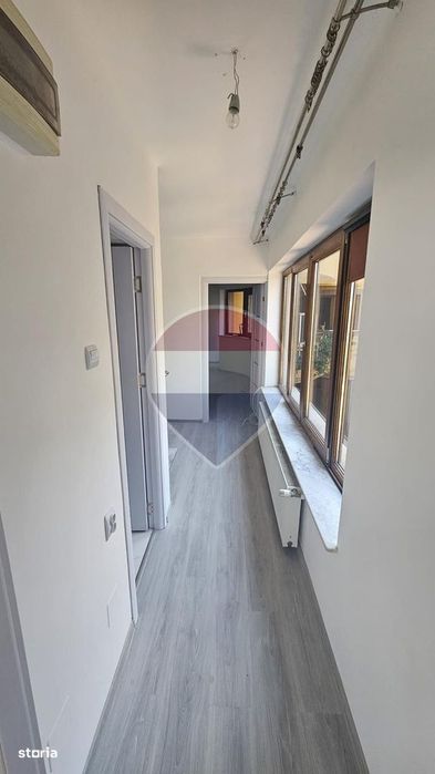Apartament cu scara interioara,ultracentral,COMISION 0% — fotografia 3