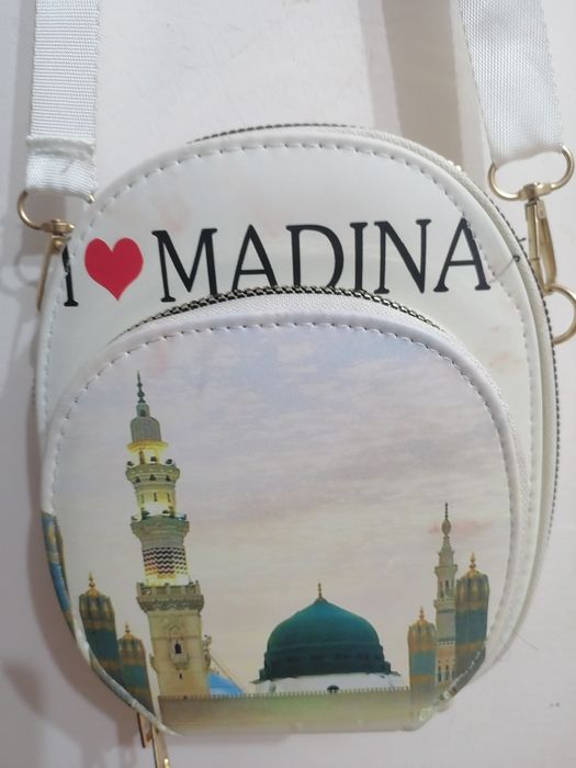 Ayollar qizlar uchun sumka