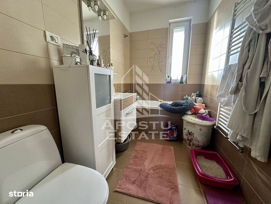 Apartament cu 2 camere de vanzare, complet mobilat si utilat, Giroc