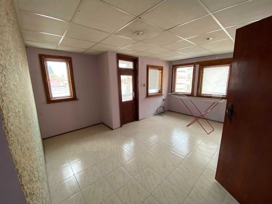 Продава се Къща в Пловдив, Център - 252 кв.м за 913 €/кв.м - Снимка #13