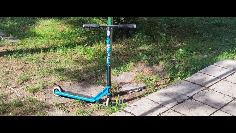 Trotinetă Freestyle pentru Skatepark – Albastru/Negru