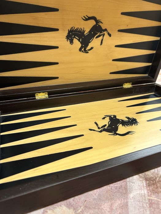 Уникална табла 50/50 см