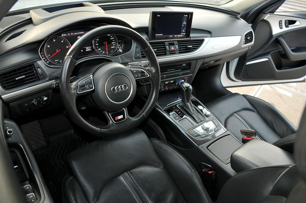 Vând Audi a6 2017