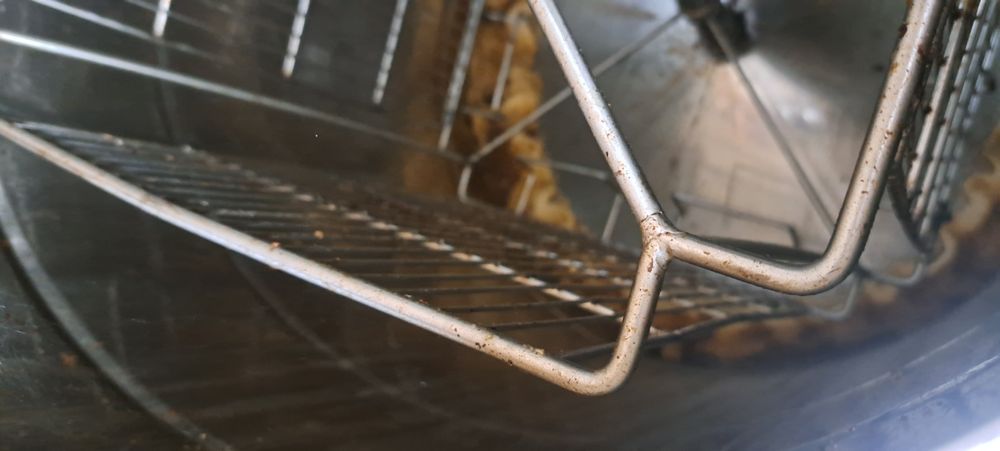 centrifuga pe 4 rame , tava de descapacit