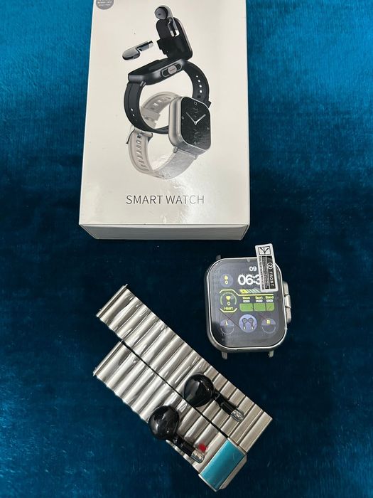 Смарт часы со встроенными наушниками