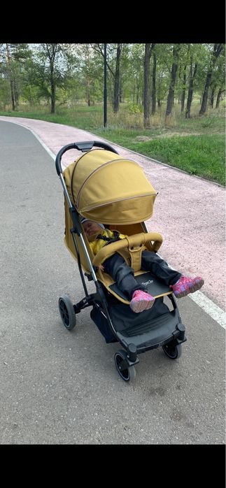 Коляска детская в отличном состоянии
